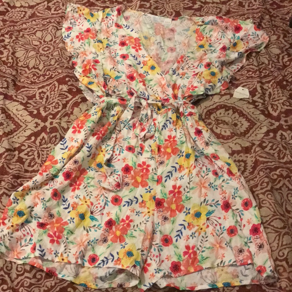 Flutter sleeve romper